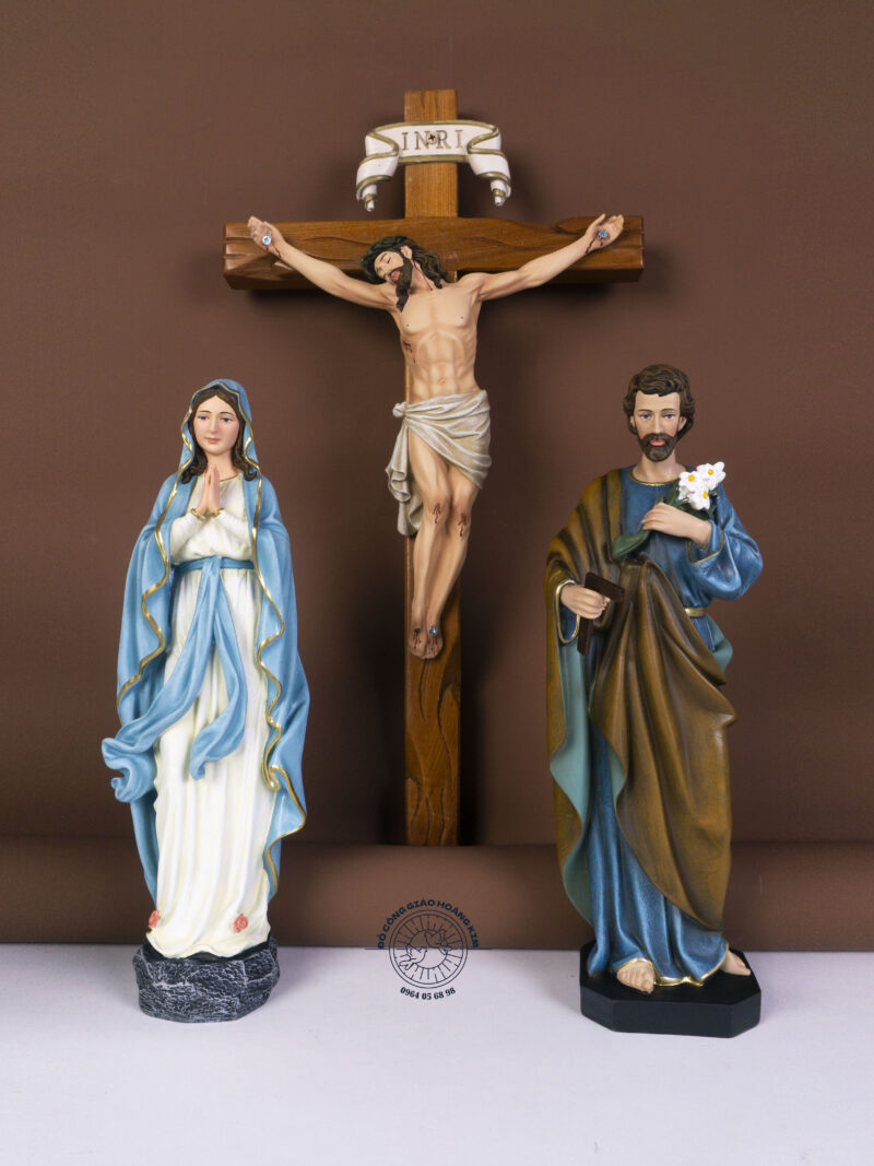 Bộ Tượng Công Giáo Gia Đình Cao Cấp 35cm – Chúa Chịu Nạn, Đức Mẹ Lộ Đức, Thánh Giuse Thợ - Chất Liệu Polystone, vẽ thủ công