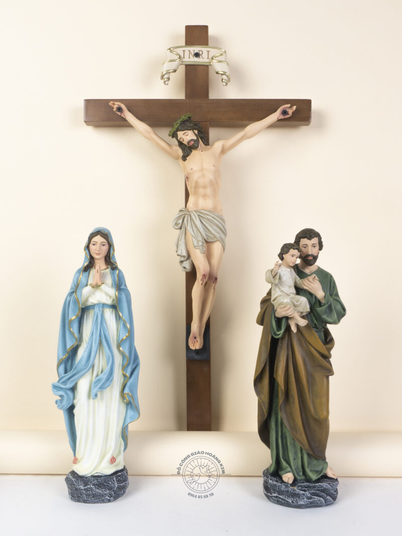 Bộ Tượng Công Giáo Gia Đình Cao Cấp 35cm – Chúa Chịu Nạn, Đức Mẹ Lộ Đức, Thánh Giuse Bồng Con - Chất Liệu Polystone, vẽ thủ công