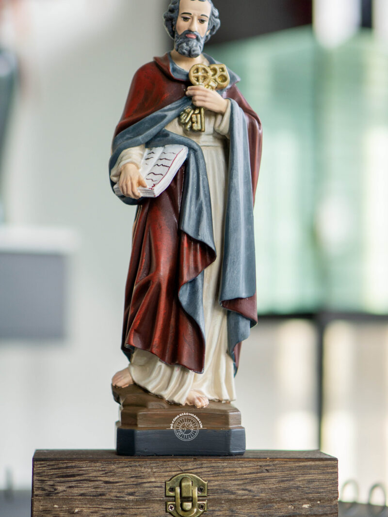 Tượng Thánh Phêrô (St Peter) cao 30cm vẽ tay thủ công làm từ polystone